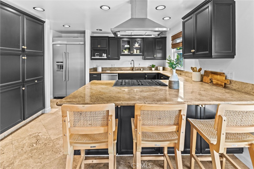 19041 Hillsboro Circle