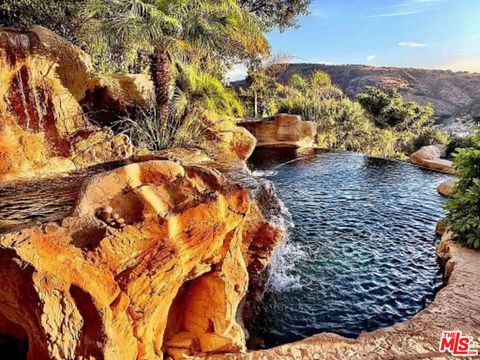 Photo of 1022 Brookview Avenue, Westlake Village, CA 91361 (MLS # 26672921)