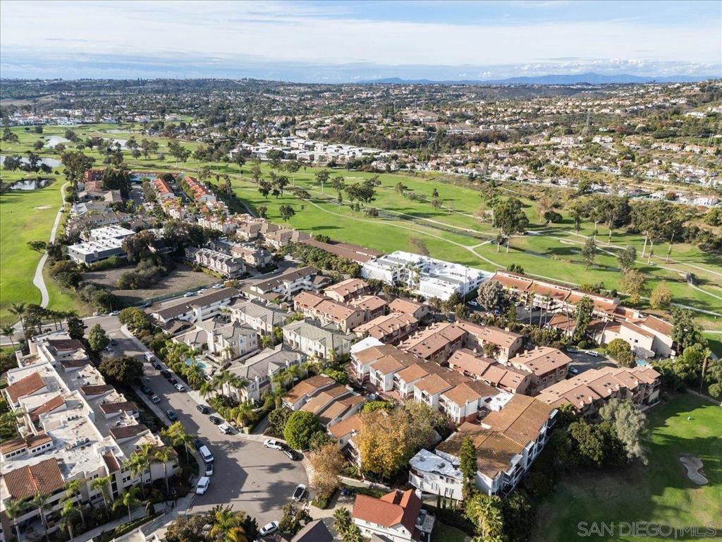 La Costa - Residential