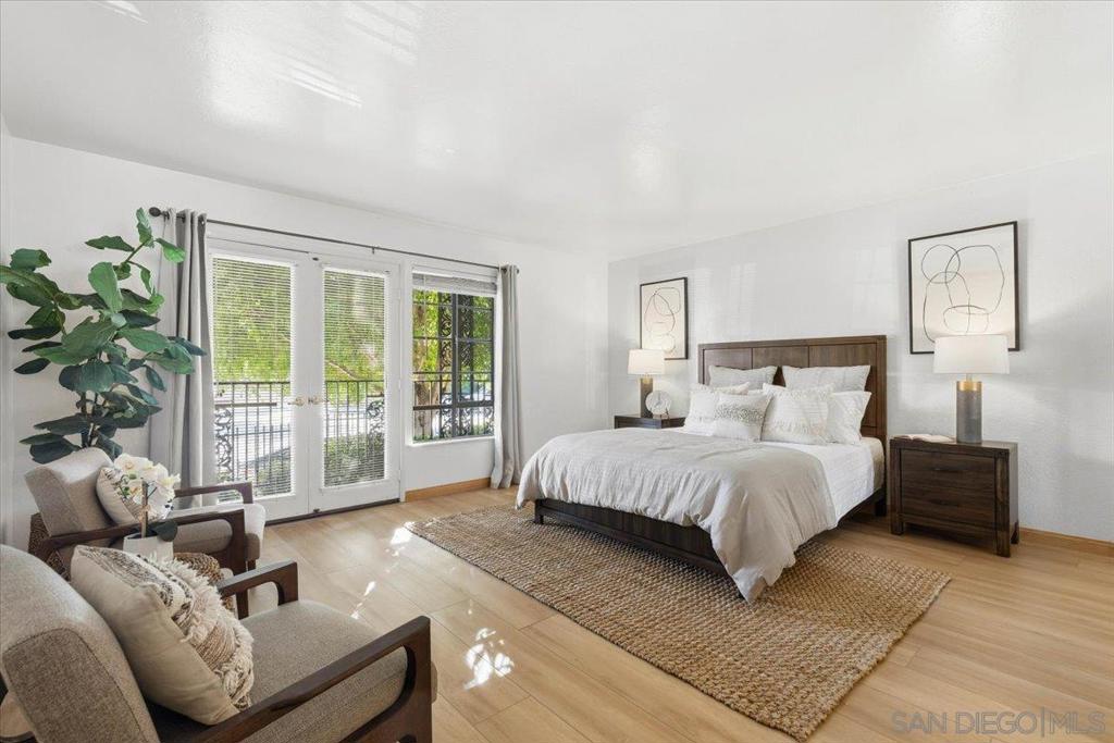 La Costa - Residential