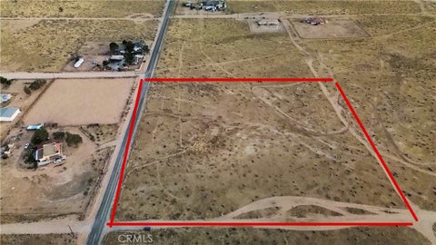 Photo of 0 Joshua, Apple Valley, CA 92307 (MLS # HD26160528)