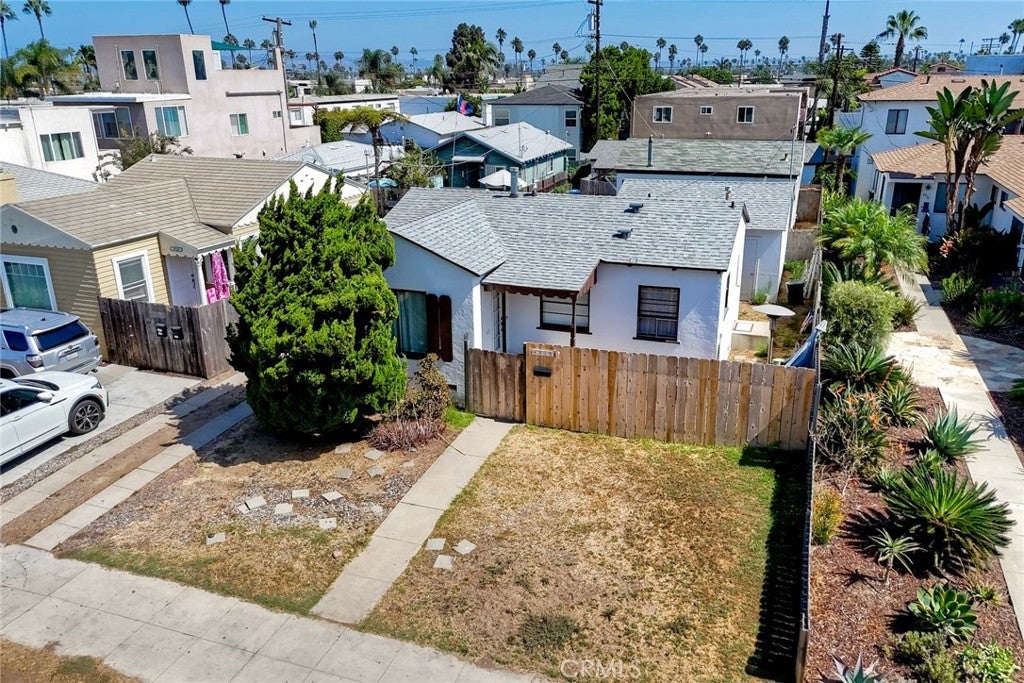 4918 4920 Del Monte Avenue