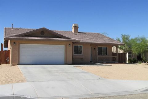 Photo of 73432 Friendy Avenue, 29 Palms, CA 92277 (MLS # SW26082192)