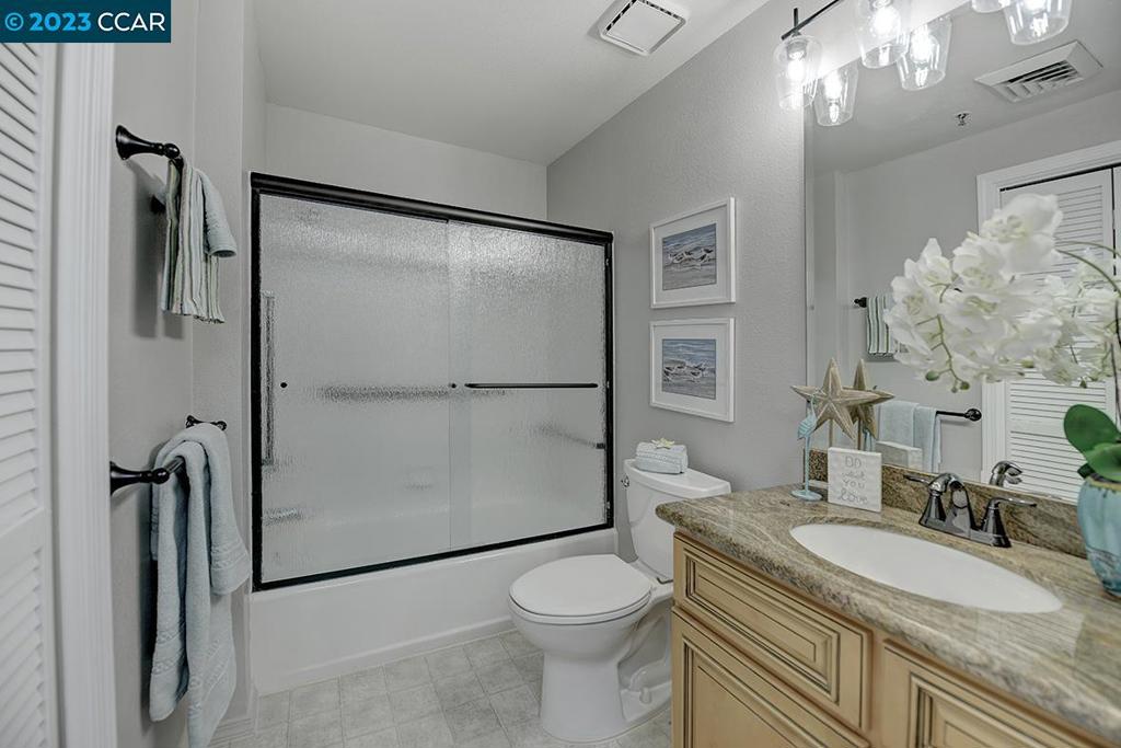 ROSSMOOR - Residential