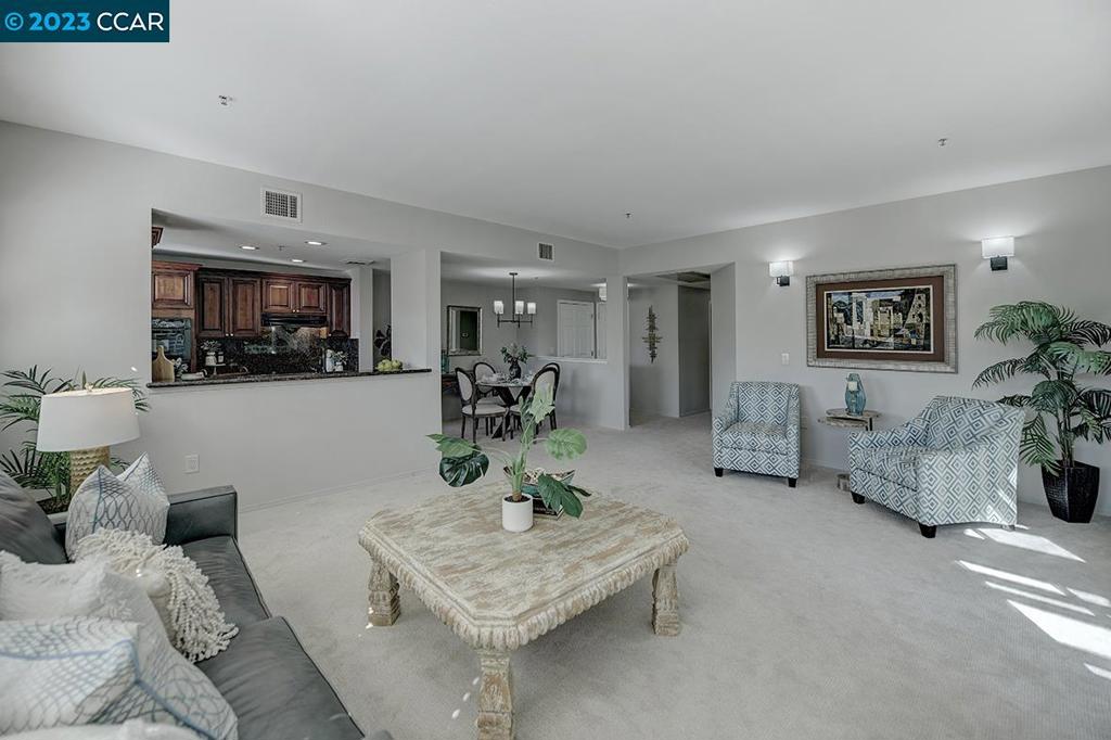 ROSSMOOR - Residential