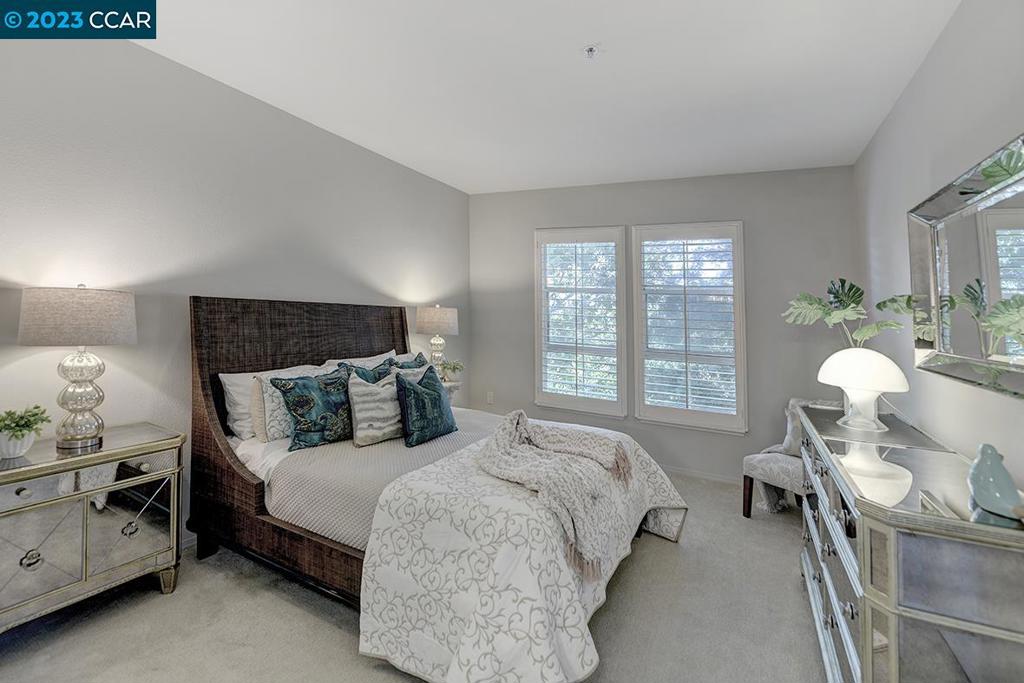 ROSSMOOR - Residential