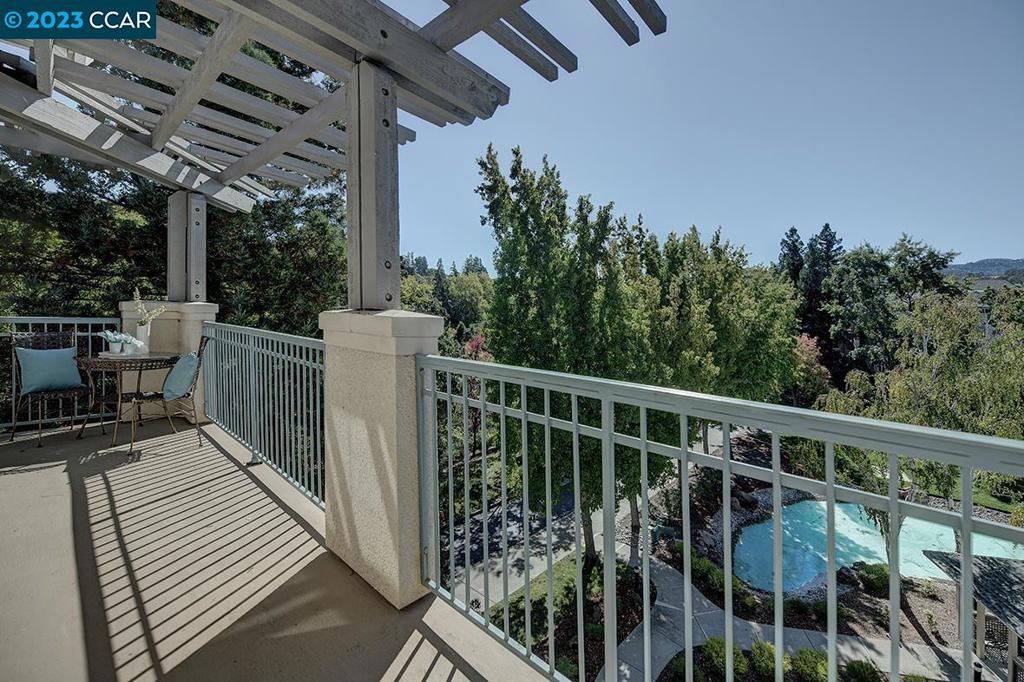 ROSSMOOR - Residential