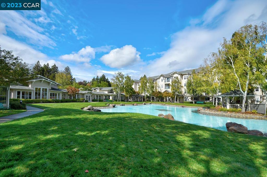 ROSSMOOR - Residential