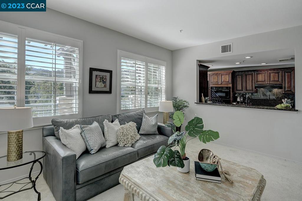 ROSSMOOR - Residential