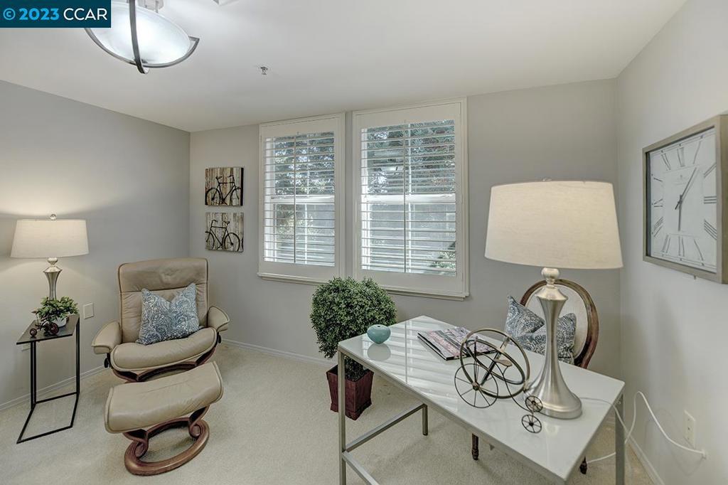 ROSSMOOR - Residential