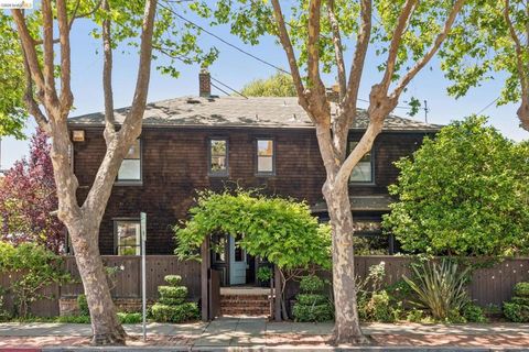 Photo of 1490 Arch St ST, Berkeley, CA 94708 (MLS # 41134525)