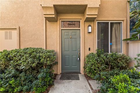 Photo of 26967 Hillsborough Parkway #77, Valencia, CA 91354 (MLS # SR25198995) Photo of 26967 Hillsborough Parkway #77, Valencia, CA 91354 (MLS # SR25198995)