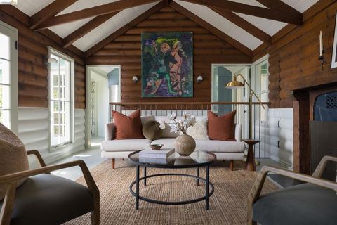 Photo of 943 Glendome Circle Cir, Oakland, CA 94602 (MLS # 41128593)