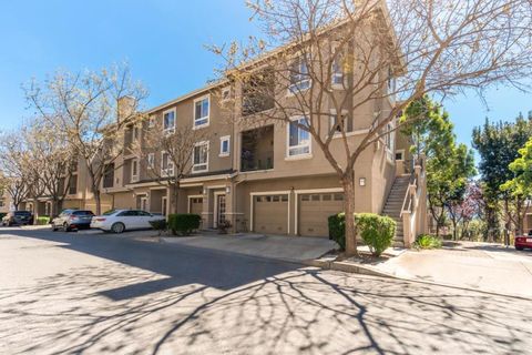 Photo of 584 King George Avenue, San Jose, CA 95136 (MLS # ML82040317)