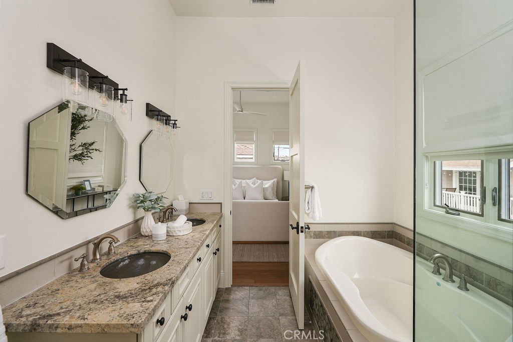 Corona del Mar South of PCH (CDMS) - Residential Lease