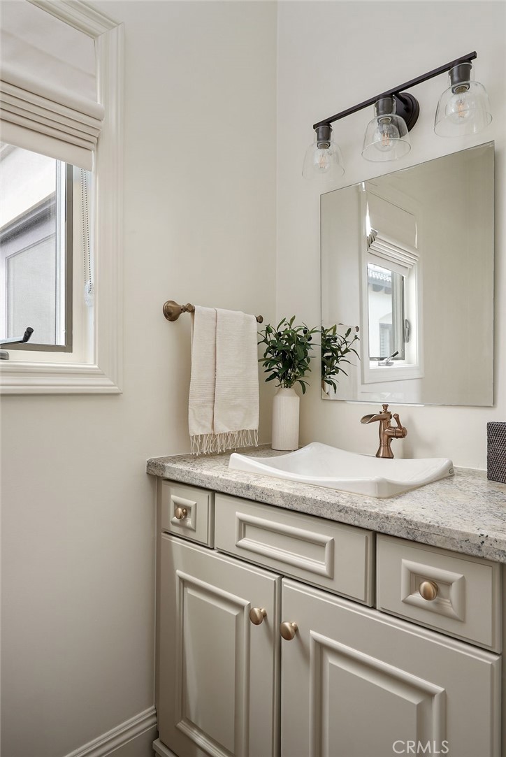 Corona del Mar South of PCH (CDMS) - Residential Lease