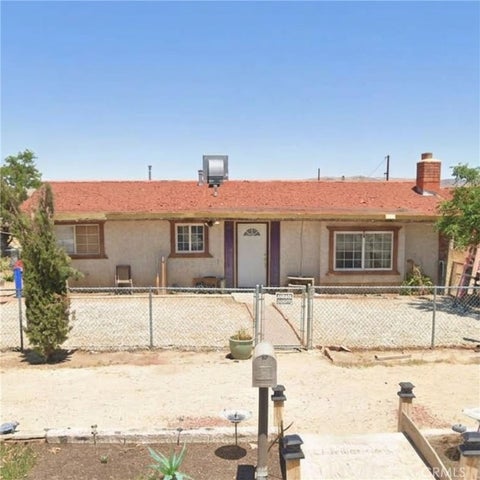 Photo of 27340 Ironwood DR, Barstow, CA 92311 (MLS # CV26138065)