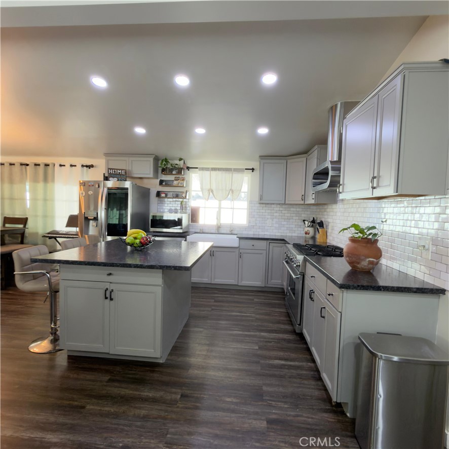3524 E Avenue R 185