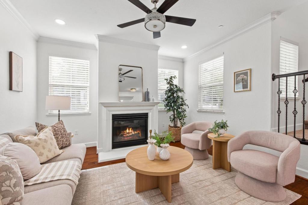 255 Mystery Creek Court
