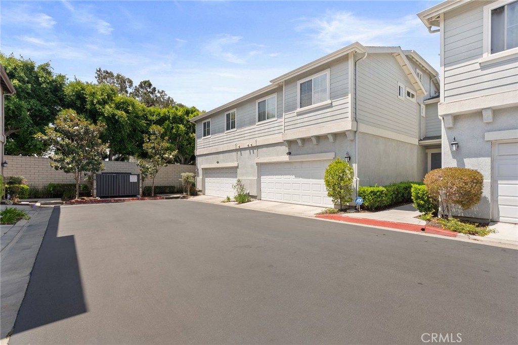 17887 Lilac Court