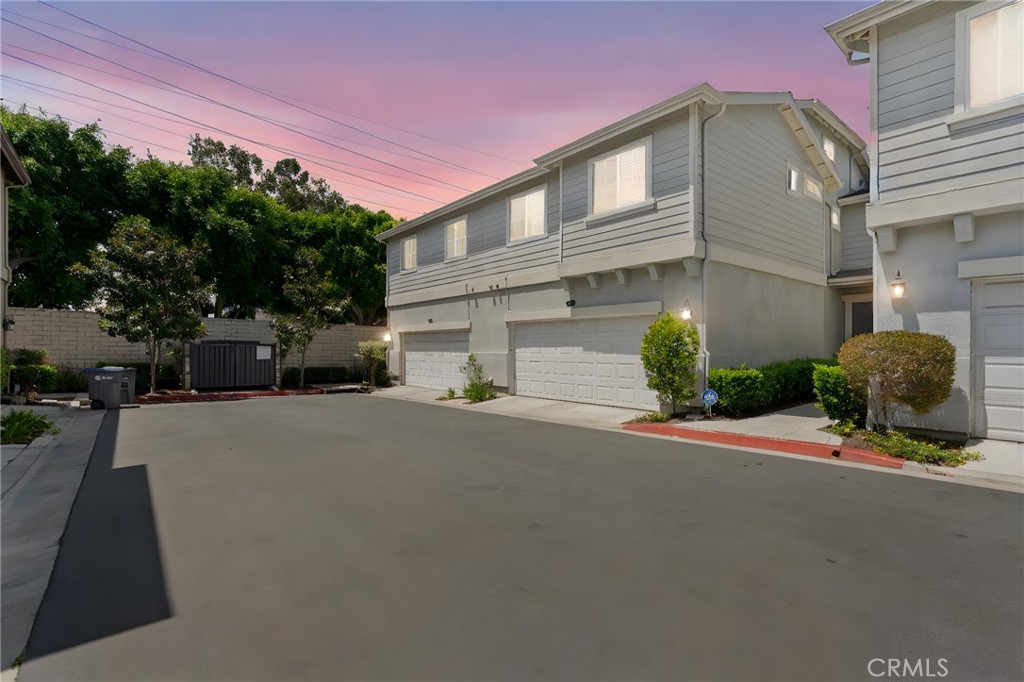 17887 Lilac Court