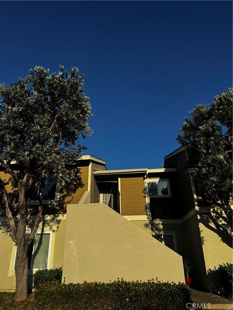 Photo of 26312 Los Viveros #F, Mission Viejo, CA 92691 (MLS # OC26078443)