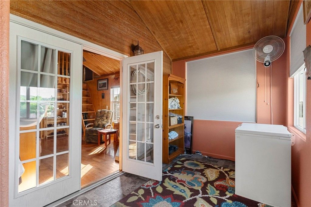 listing image 130725088836589748643