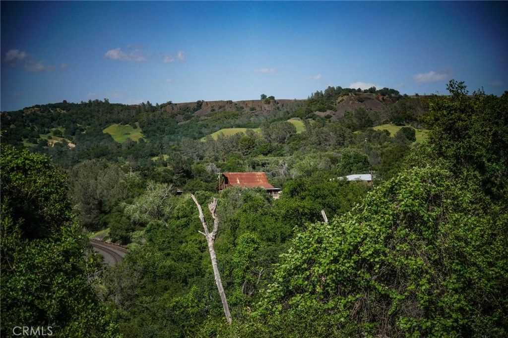 listing image 130720418406580907204