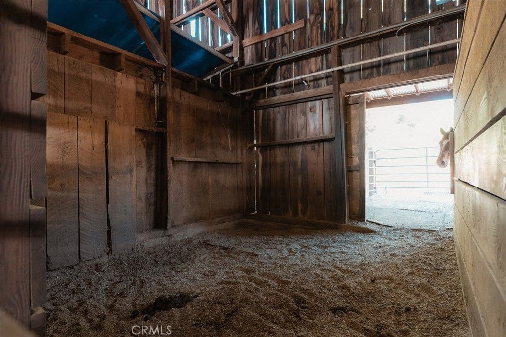 listing image 130729142552327242191