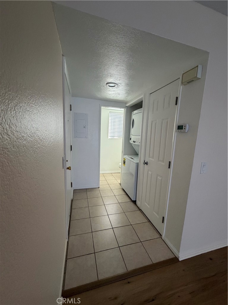 23391 La Crescenta