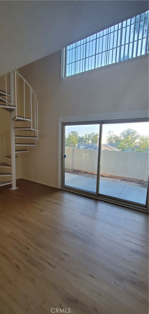 23391 La Crescenta