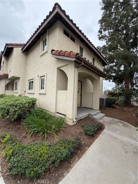 Photo of 23391 La Crescenta, Mission Viejo, CA 92691 (MLS # OC26074596)