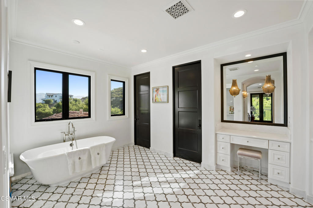 custom - 4179 - Residential