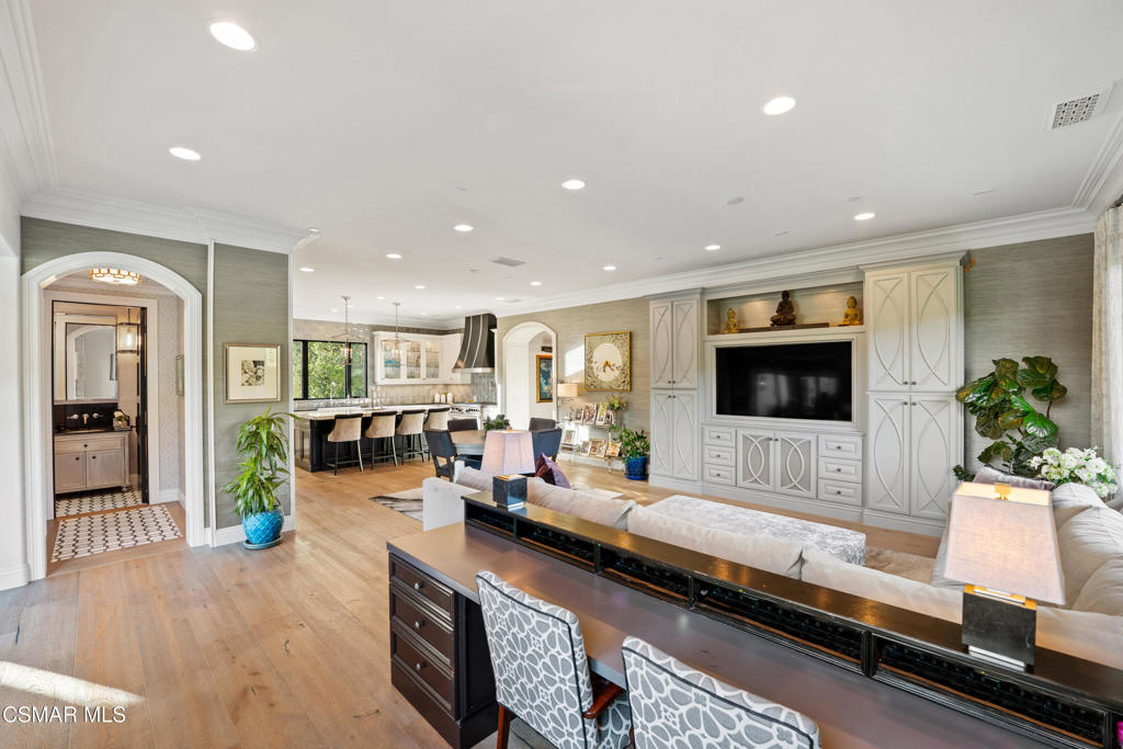 custom - 4179 - Residential