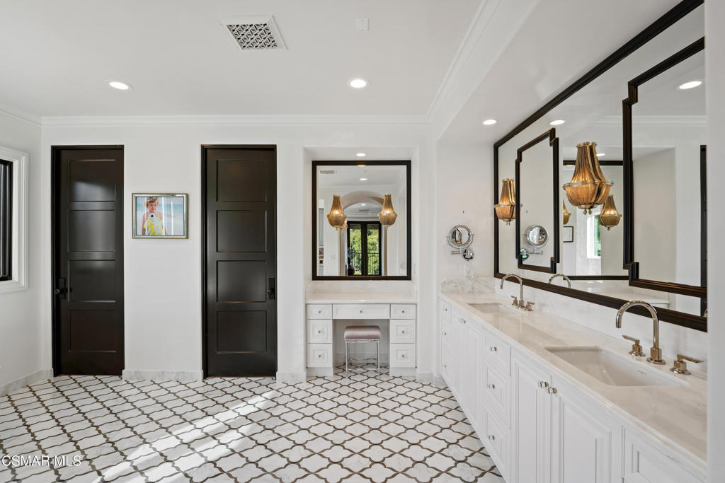 custom - 4179 - Residential