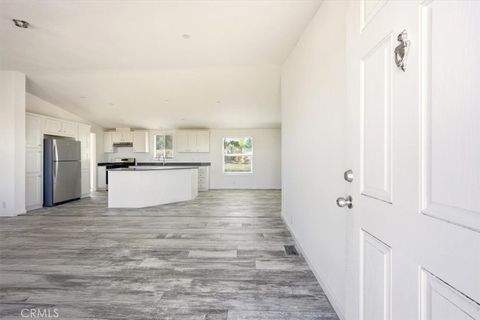 1139 Bonanza Road Phelan CA 92372