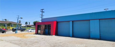 Photo of 2400 W Florence Avenue, Los Angeles, CA 90043 (MLS # SB26016134)