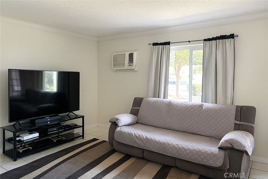 11256 Essex