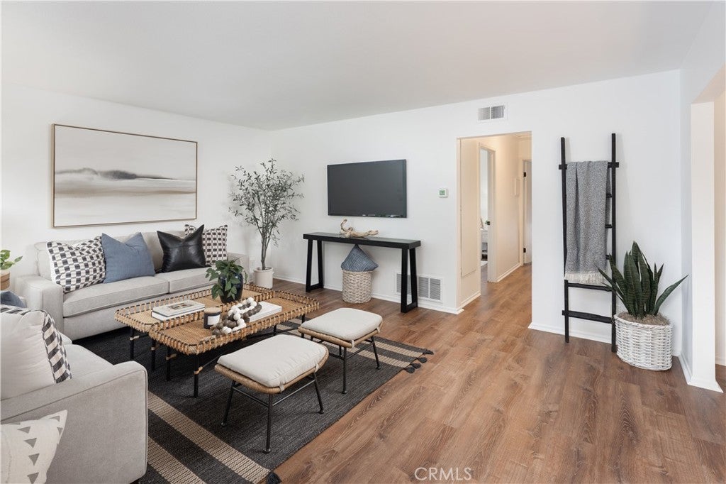 101 Rockwood 52, Irvine CA 92614
