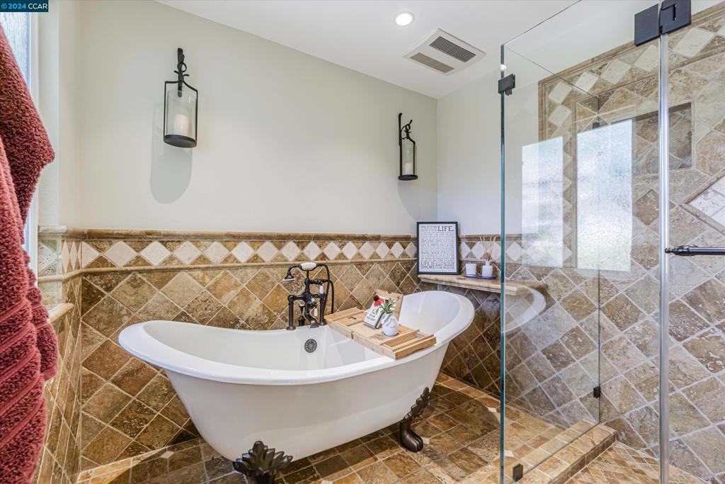 DANA HILLS - Residential