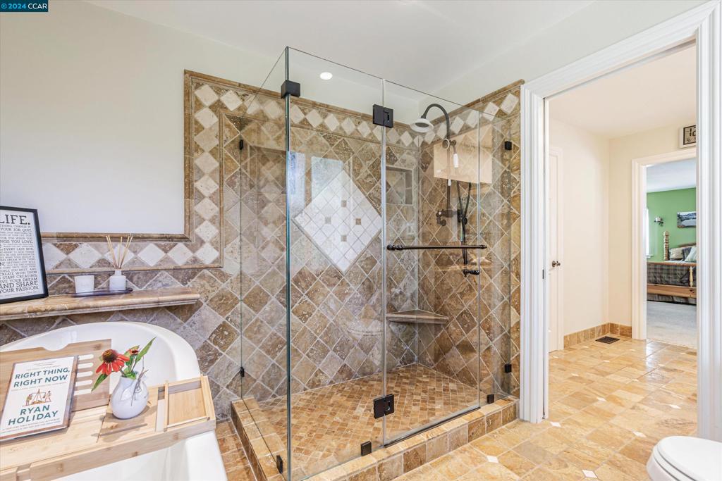 DANA HILLS - Residential