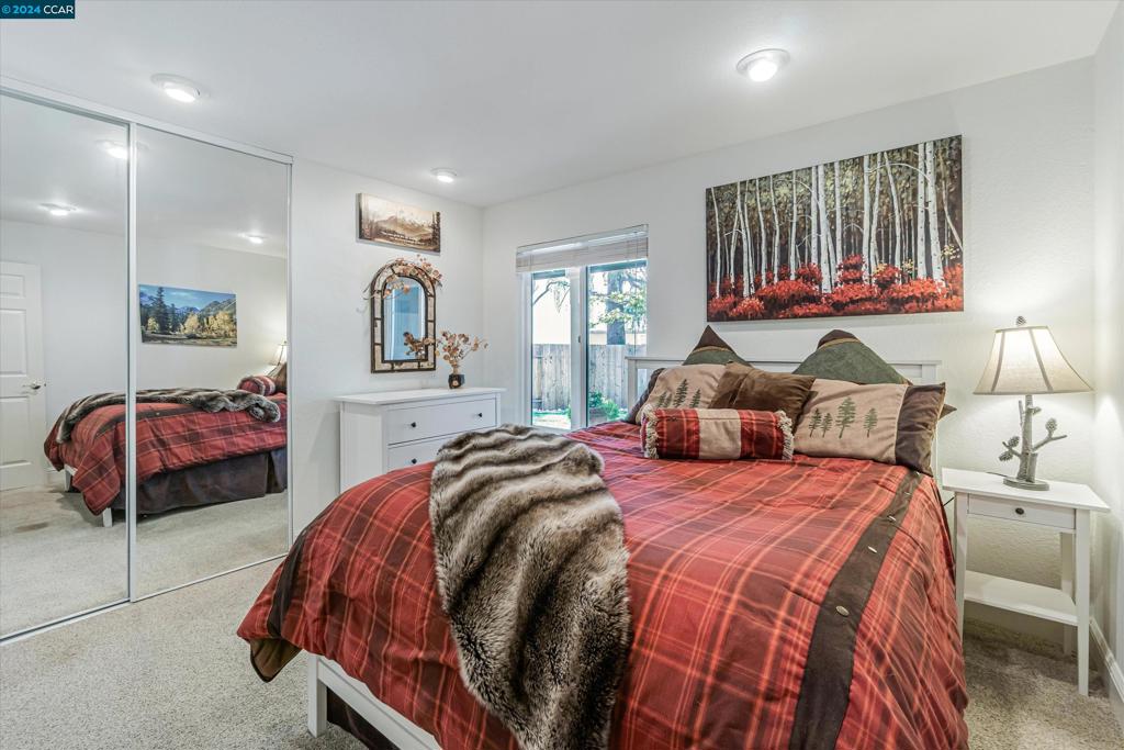 DANA HILLS - Residential