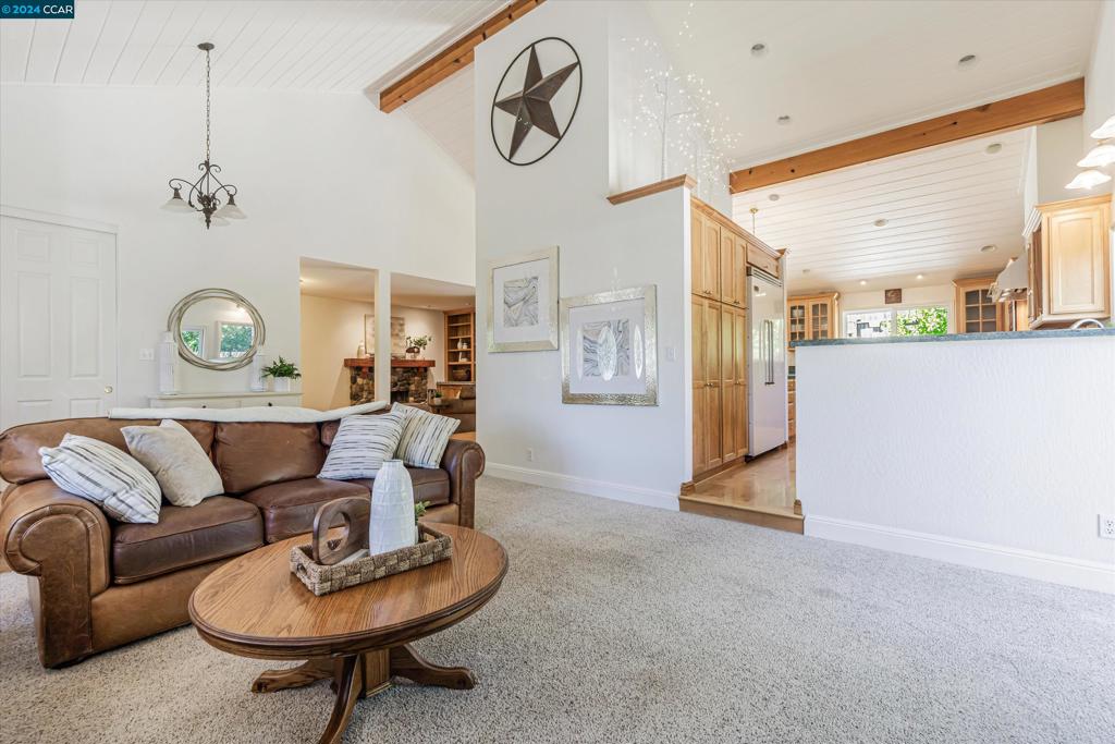 DANA HILLS - Residential