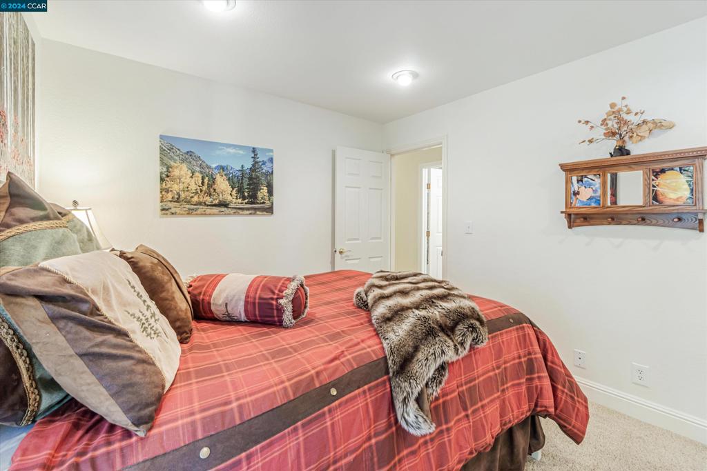 DANA HILLS - Residential