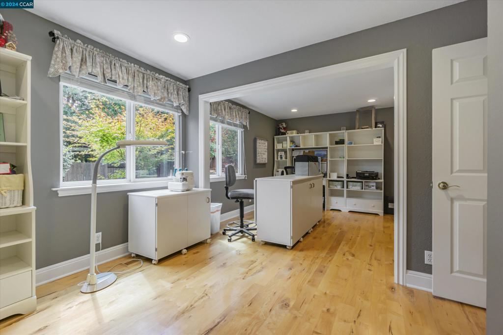 DANA HILLS - Residential