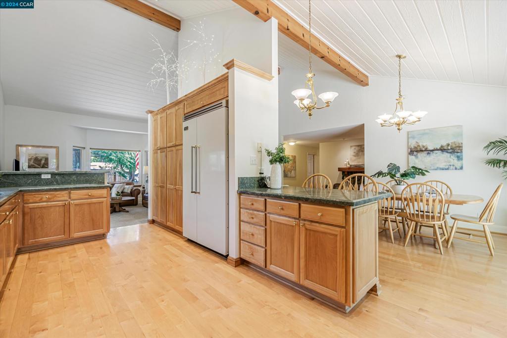 DANA HILLS - Residential