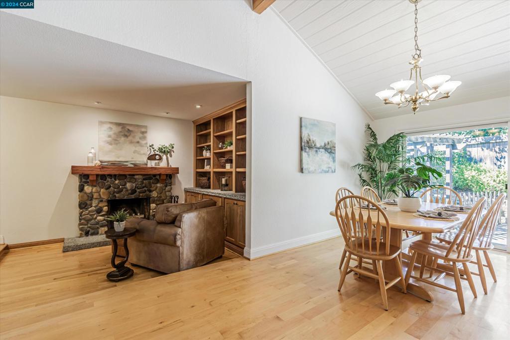 DANA HILLS - Residential