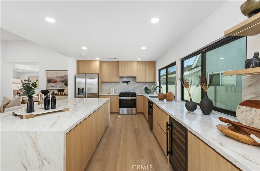 17231 Lido Ln