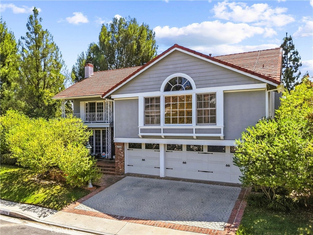 18300 Chatham