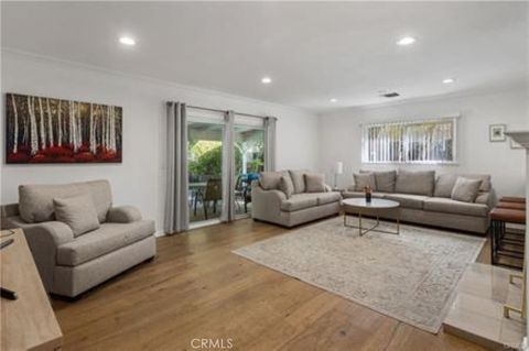 22335 Kittridge Street Woodland Hills CA 91303